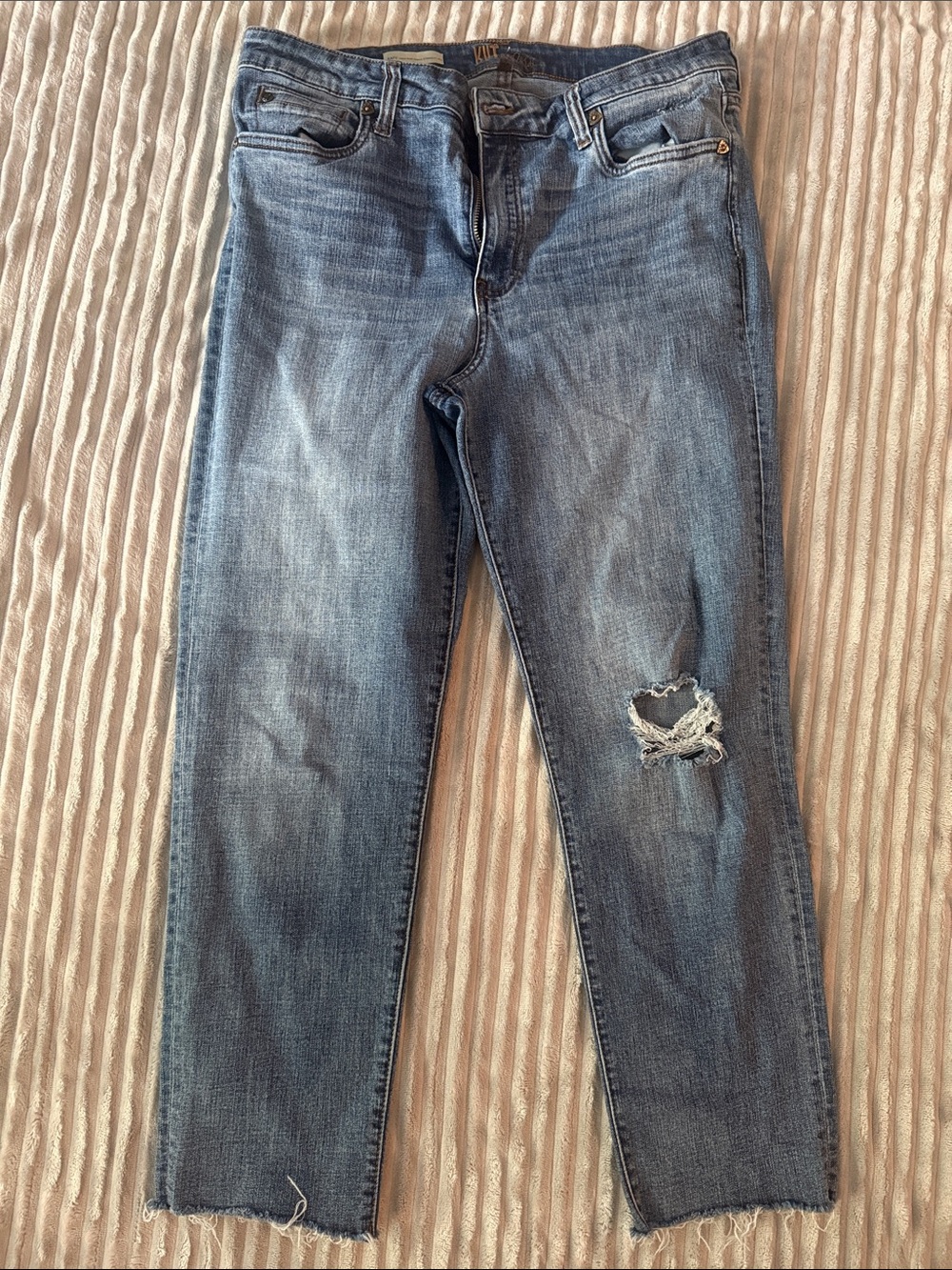 Kut from the Kloth Women's Light-Mid Blue Straight Leg Distressed Jeans